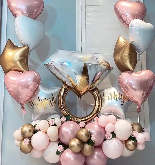 Big Gold Diamond Ring Balloon